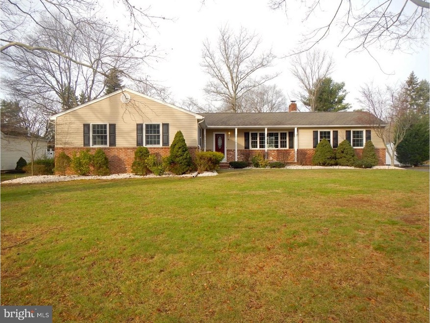 19 Whitcomb Rd, East Windsor, NJ 08520 - photo 1