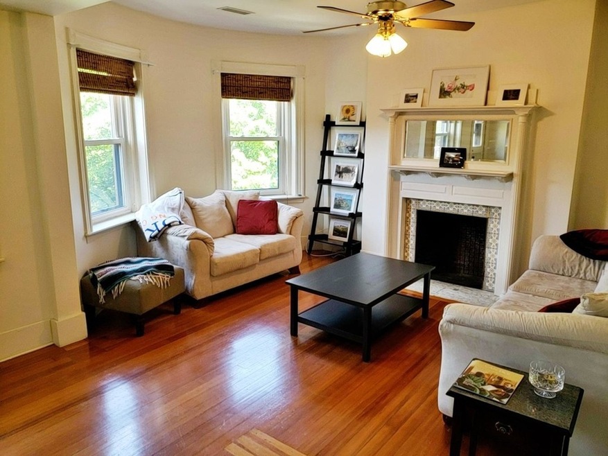 31 Linden Place unit 3, Brookline, MA 02445 - photo 1