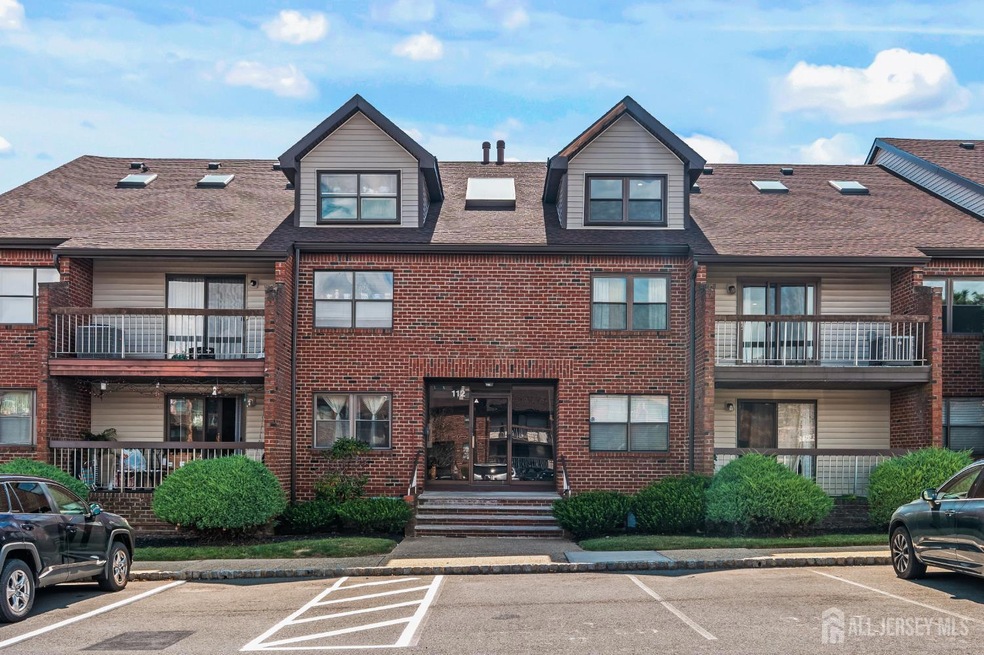 112 Beverly Hill Terrace unit H, Woodbridge Proper, NJ 07095 - photo 1