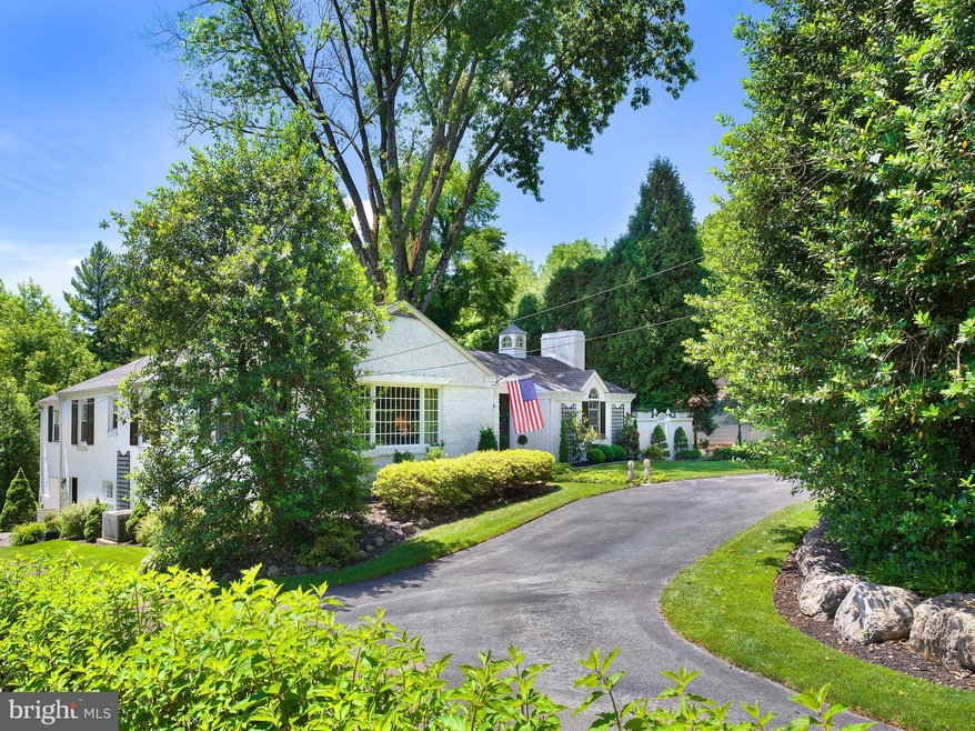 185 S Spring Mill Rd, Villanova, PA 19085 - photo 1