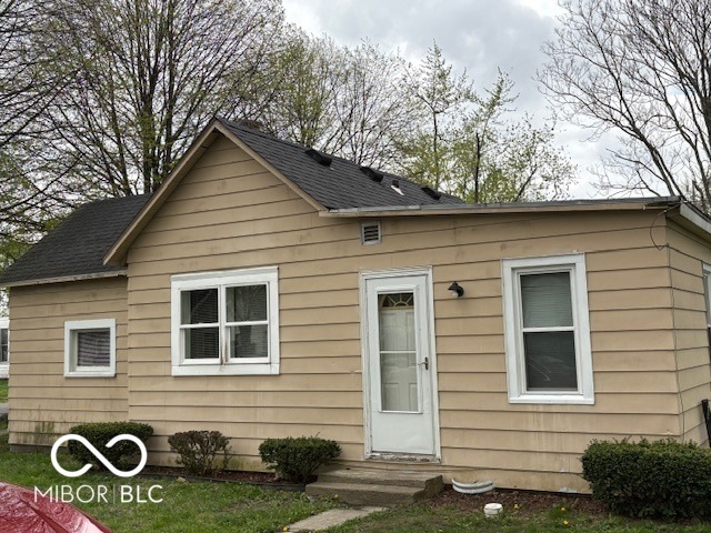 598 Young St, Franklin, IN 46131 - photo 1