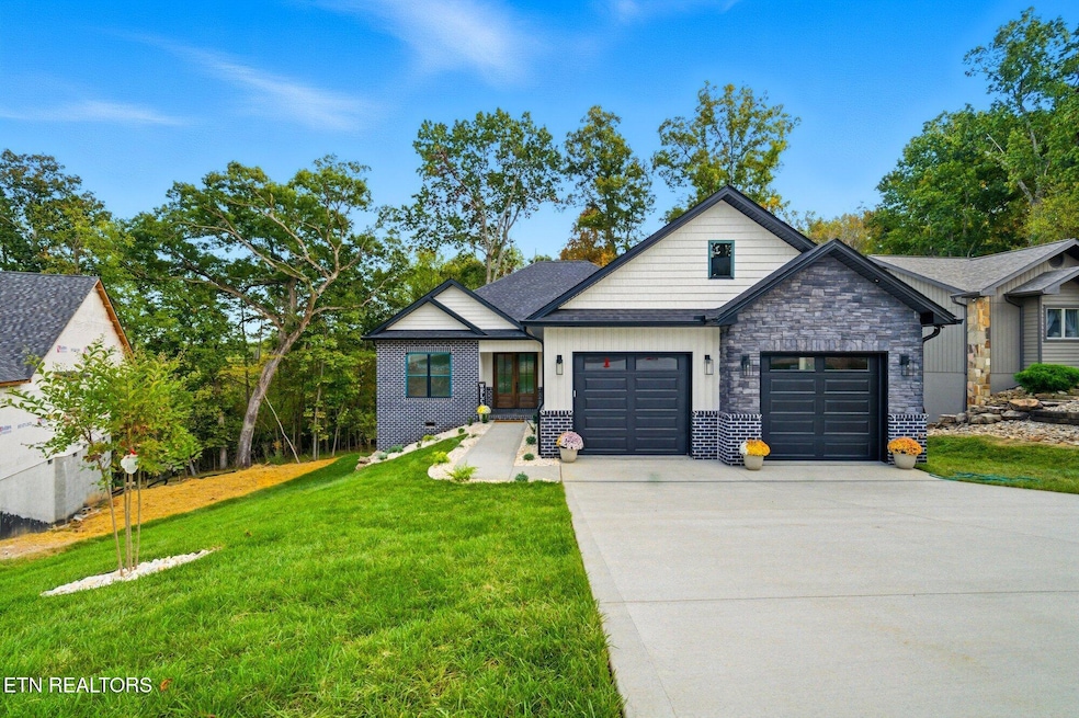 237 Ootsima Way, Loudon, TN 37774 - photo 1