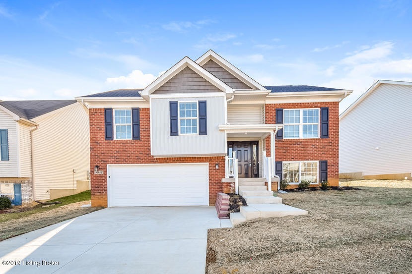 10613 Evanwood Dr, Louisville, KY 40228 - photo 1