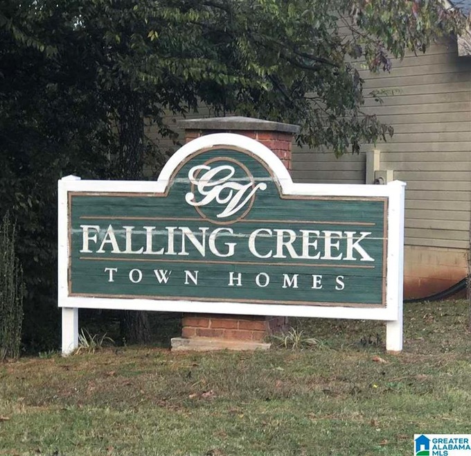 5123 Falling Creek Ln, Birmingham, AL 35235 - photo 1