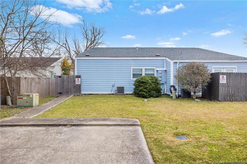 1709 Fox Run Dr, Lake Charles, LA 70605 - photo 1