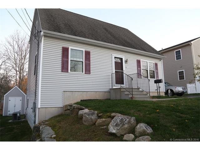 Front view of the immaculate 3 bedroom, 2 full bat