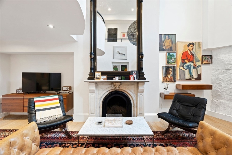 73 Worcester St unit 1, Boston, MA 02118 - photo 1