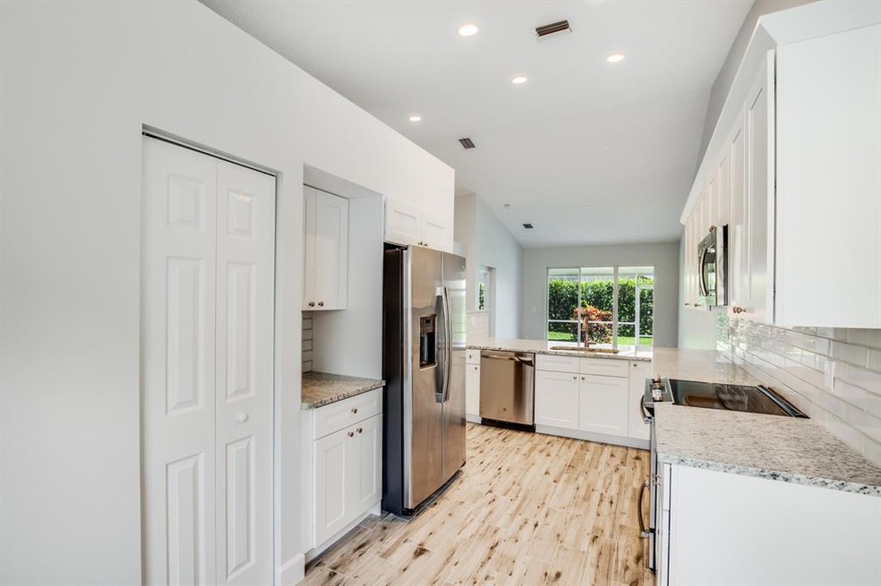 215 N Lakeshore Dr, Hypoluxo, FL 33462 - photo 1