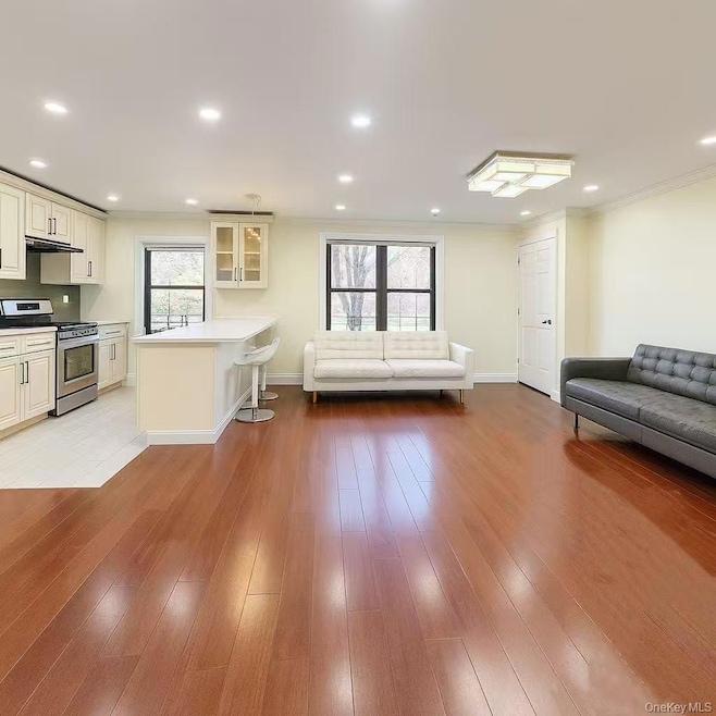 For Sale $389,000 • Co-Listing Agent