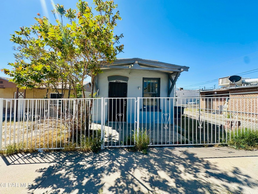 2904 Morehead Ave, El Paso, TX 79930 - photo 1