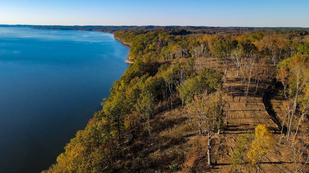 3 Lake Bend Shores, Florence, AL 35633 - photo 1