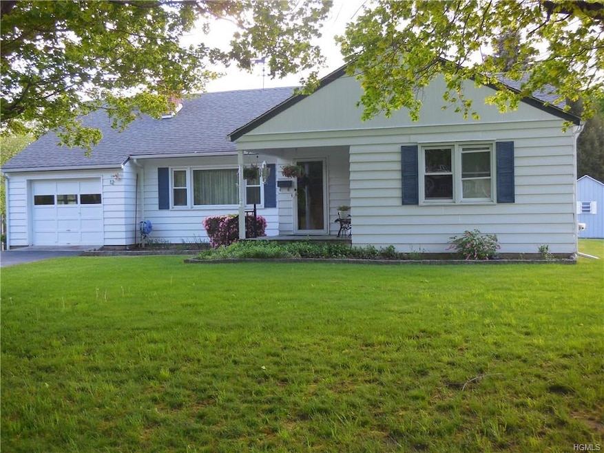 12 Knollview Dr, Pawling, NY 12564 - photo 1