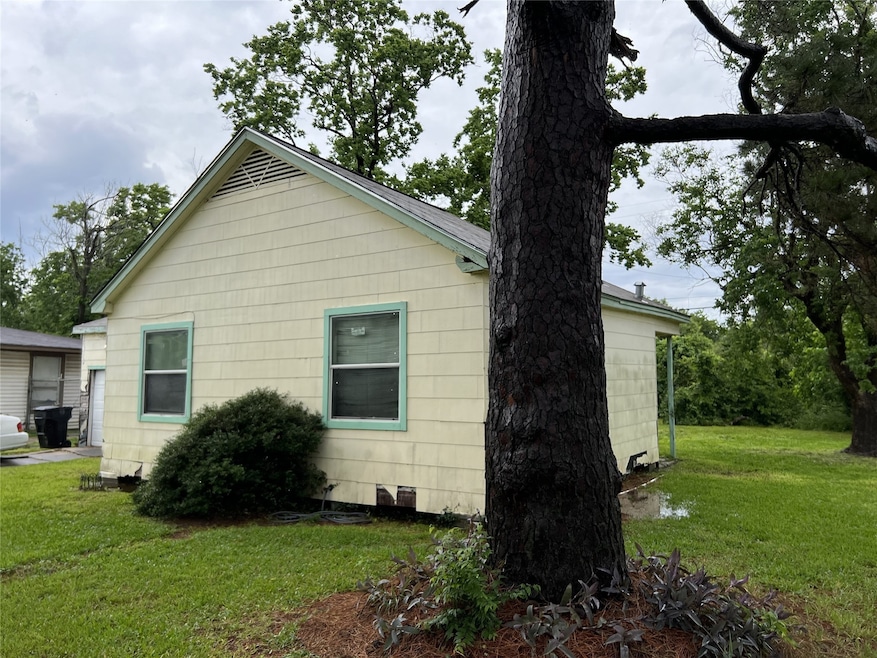 4529 Kingsbury St, Houston, TX 77021 - photo 1