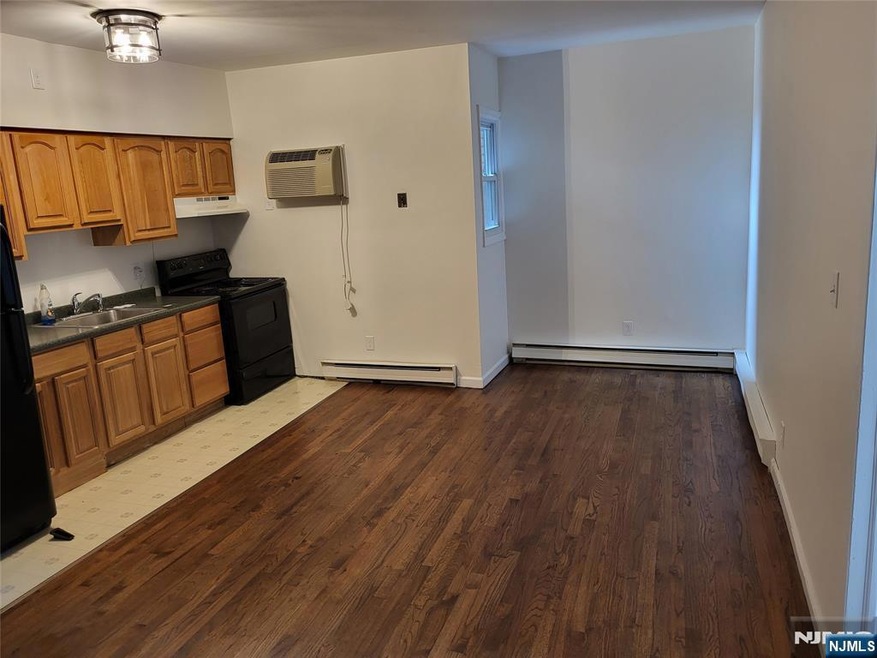 405 Hackensack St unit 1, Carlstadt, NJ 07072 - photo 1
