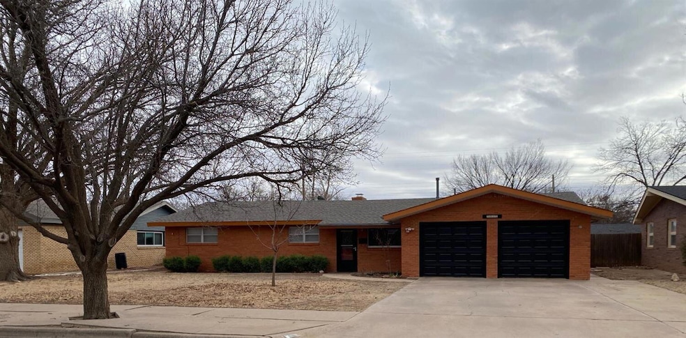 3011 55th St, Lubbock, TX 79413 - photo 1