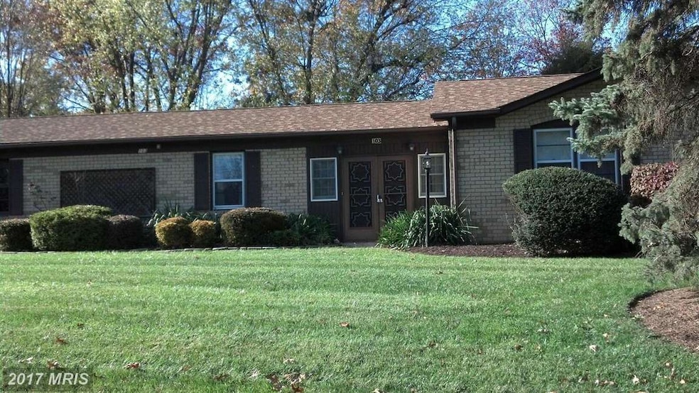 103 Mimosa Dr, Stephens City, VA 22655 - photo 1