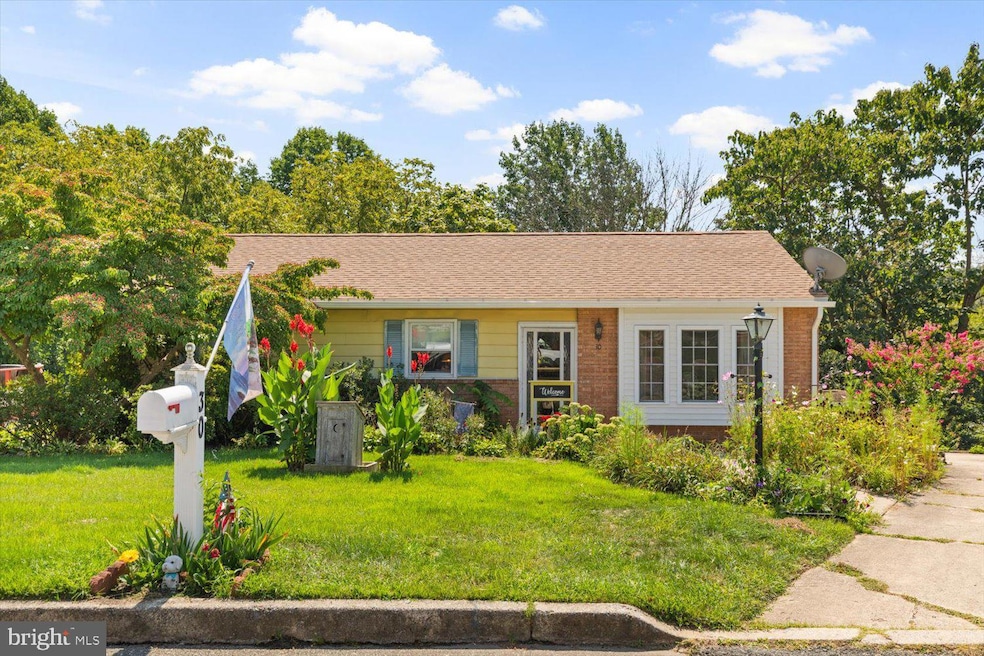 30 Elaine Dr, Boyertown, PA 19512 - photo 1