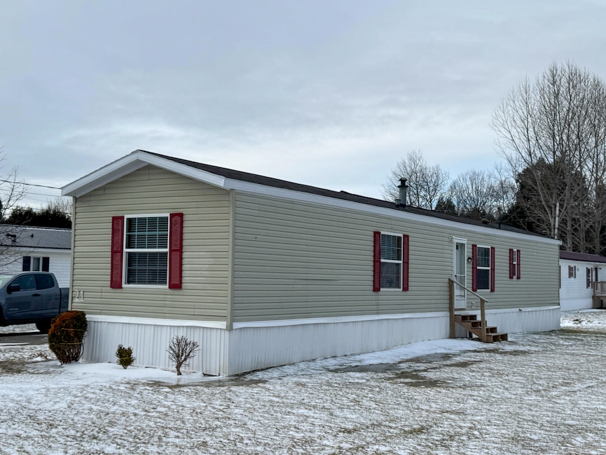 21 Christara St, East Millinocket, ME 04430 - photo 1