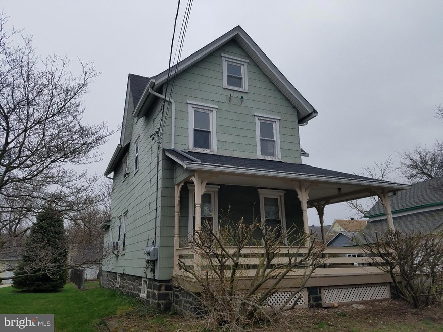 17 N Penrose St unit 2, Quakertown, PA 18951 - photo 1