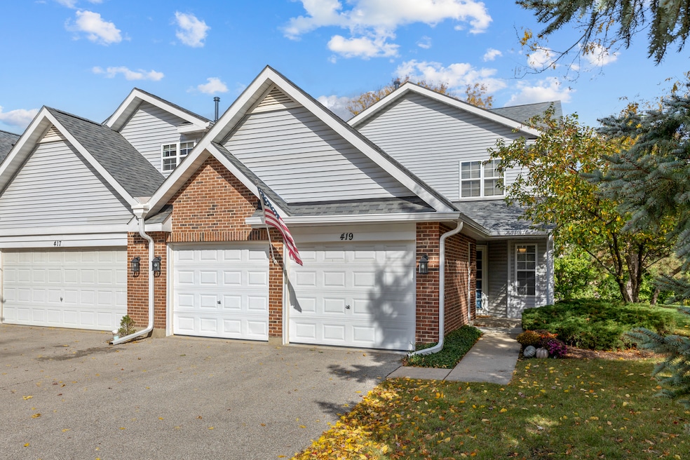 419 E Theodore Ln, Itasca, IL 60143 - photo 1