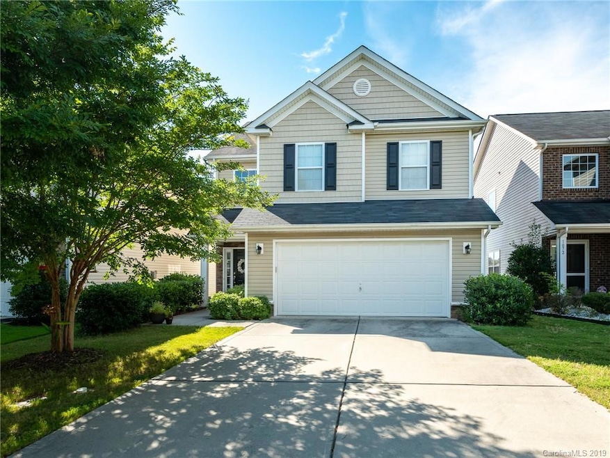 1076 Mountain Laurel Ct, Matthews, NC 28104 - photo 1