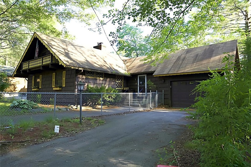 47 Lake View Cir, Chepachet, RI 02814 - photo 1