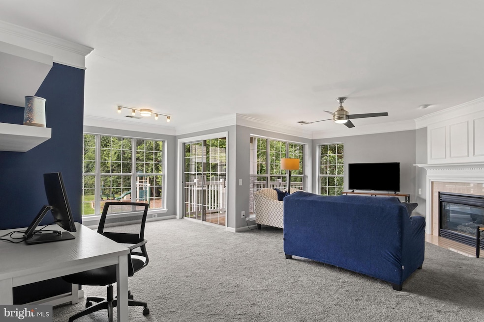 21845 Baldwin Square unit 201, Sterling, VA 20164 - photo 1