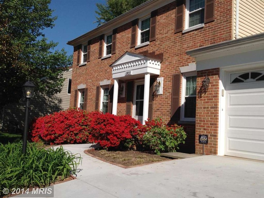 1801 Hursley Ct, Vienna, VA 22182 - photo 1