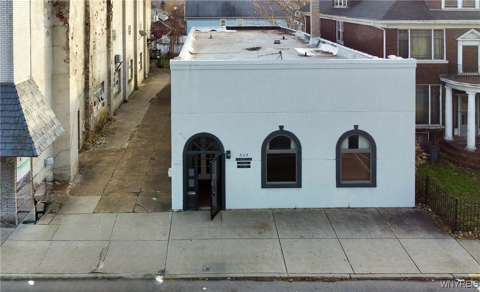 605 Ridge Rd, Lackawanna, NY 14218 - photo 1