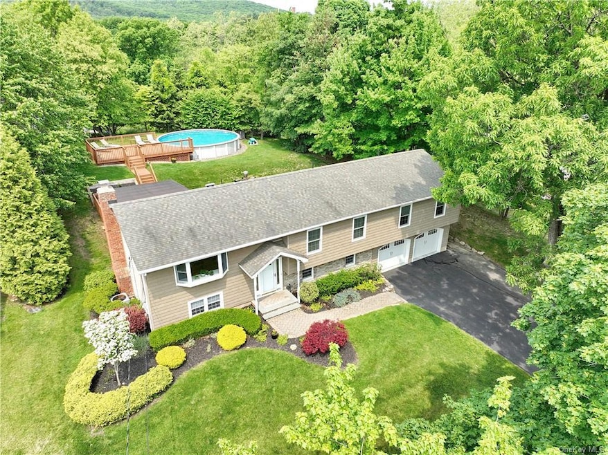 2 Oakwood Ln, Thiells, NY 10984 - photo 1