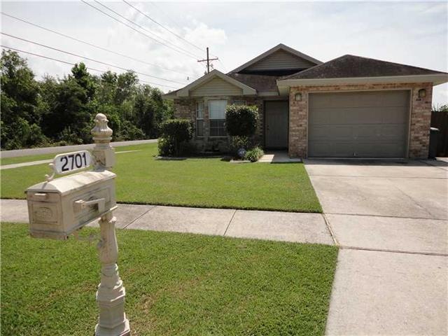2701 Bayou Vista Dr, Marrero, LA 70072 - photo 1