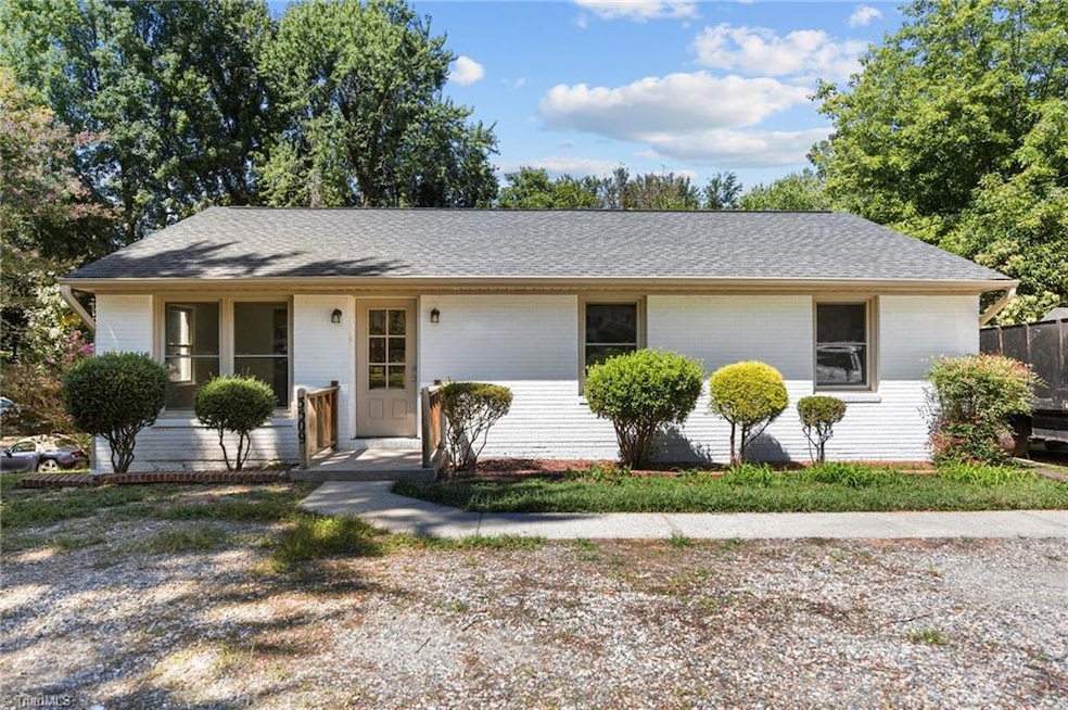 Pending $250,000 • Co-Listing Agent