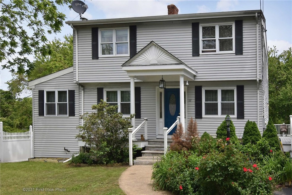 107 Bonnet Shores Rd, Narragansett, RI 02882 - photo 1