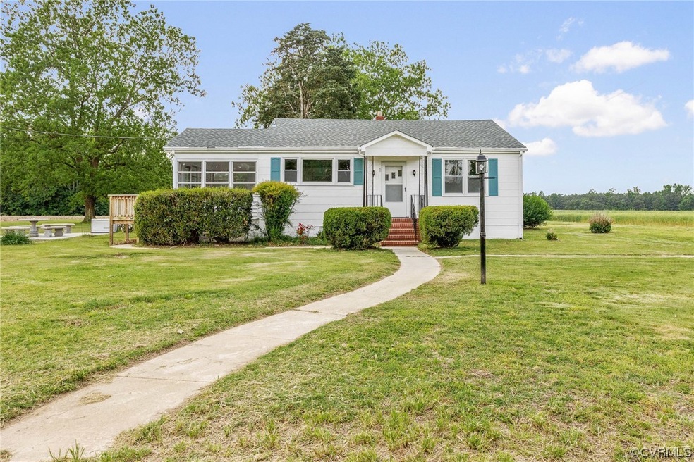 14110 S Crater Rd, Petersburg, VA 23805 - photo 1