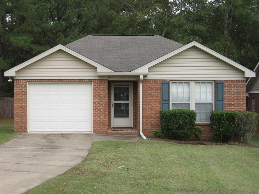 107 Spyglass Rd, Dothan, AL 36305 - photo 1