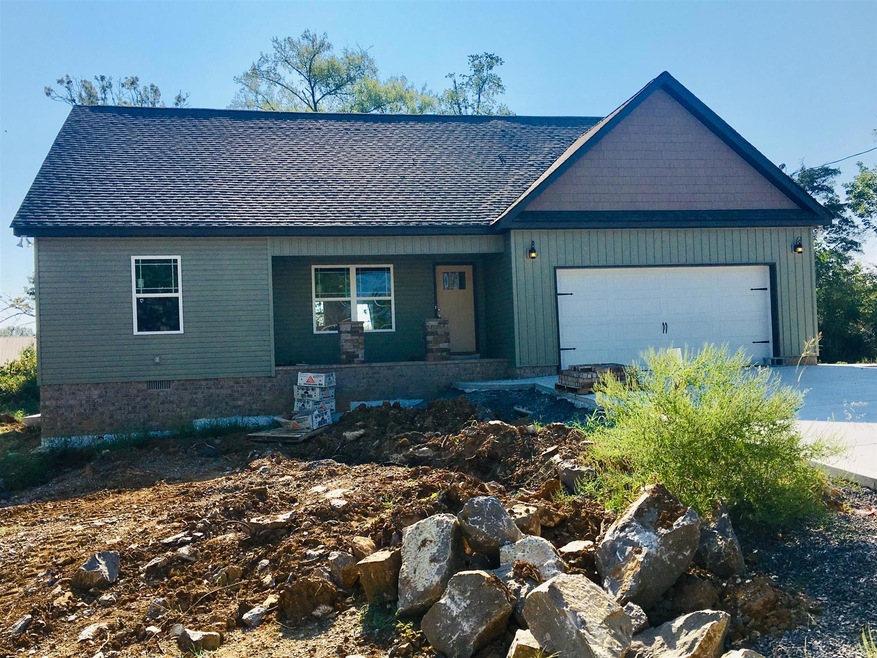 122 Bluegrass Dr, Shelbyville, TN 37160 - photo 1