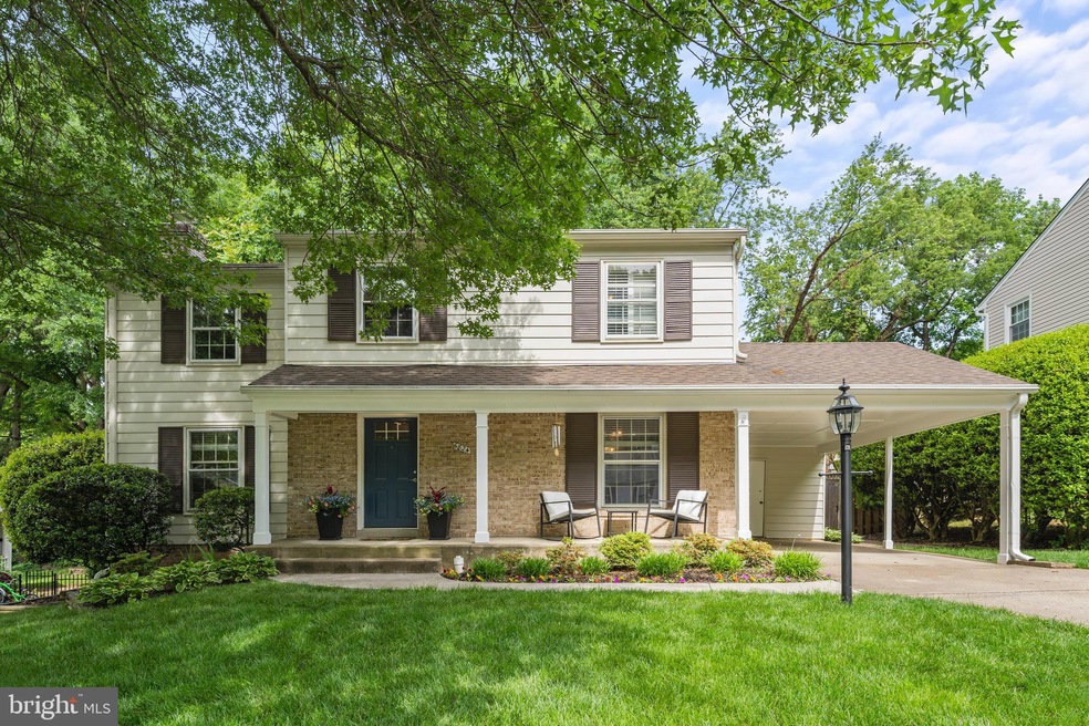 6824 Lamp Post Ln, Alexandria, VA 22306 - photo 1