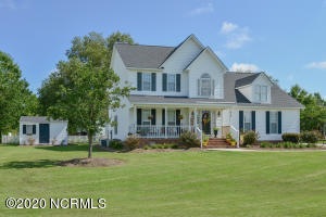 819 Winterfield Dr, Winterville, NC 28590 - photo 1