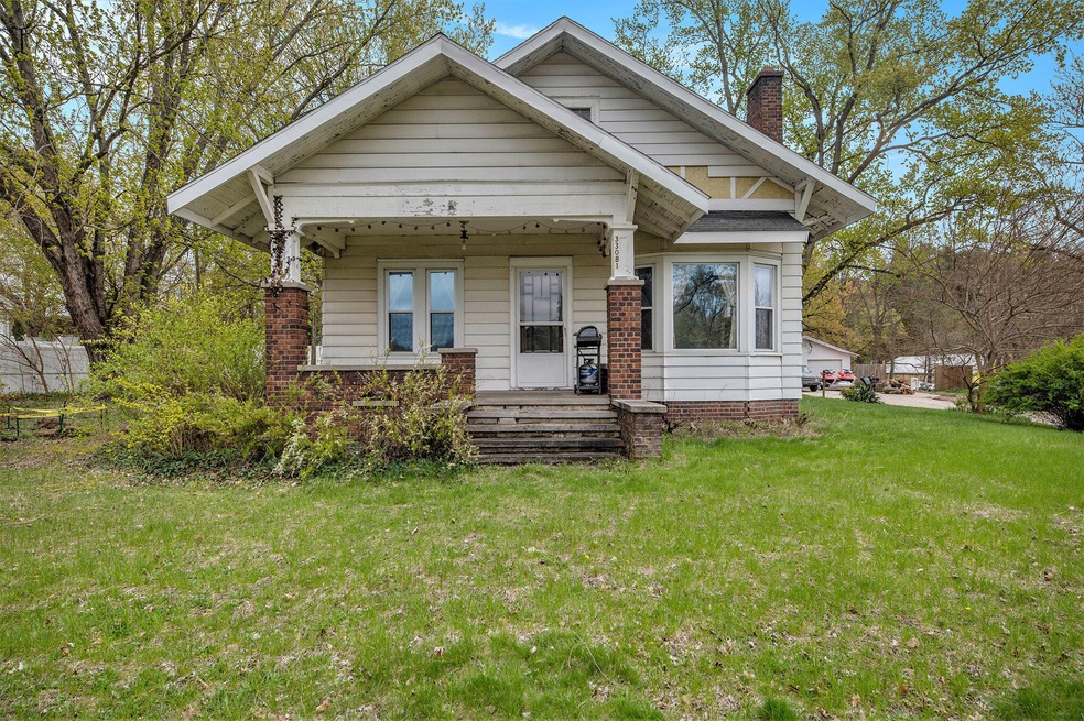 front ext