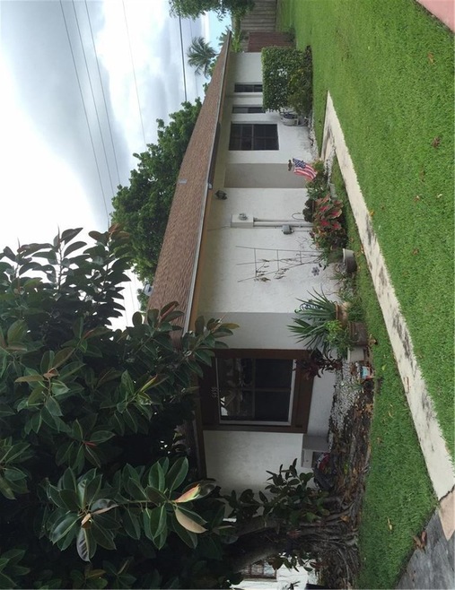 5438 Bonky Ct unit 99B, West Palm Beach, FL 33415 - photo 1