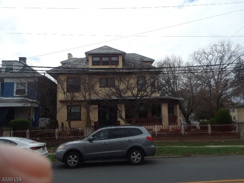 440 Magie Ave unit 442, Elizabeth, NJ 07208 - photo 1