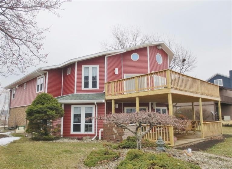 406 Oak Dr, La Porte, IN 46350 - photo 1