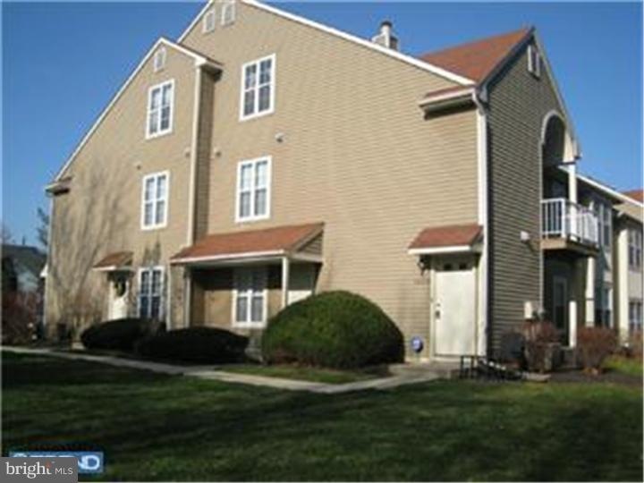 3506B Ramsbury Ct unit 3506, Mount Laurel, NJ 08054 - photo 1