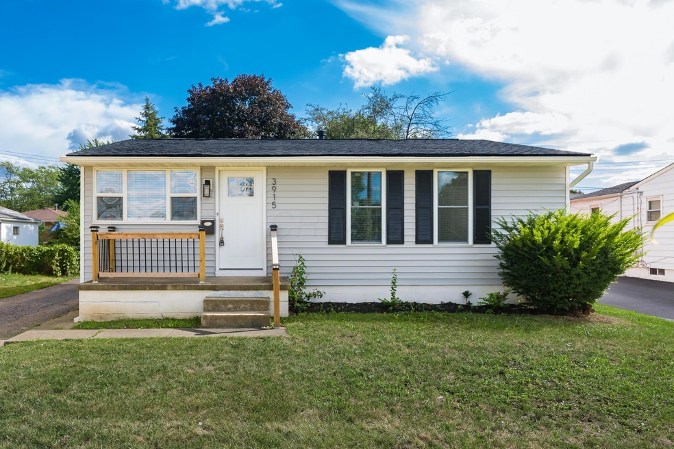 3915 Halsey Place, Columbus, OH 43228 - photo 1