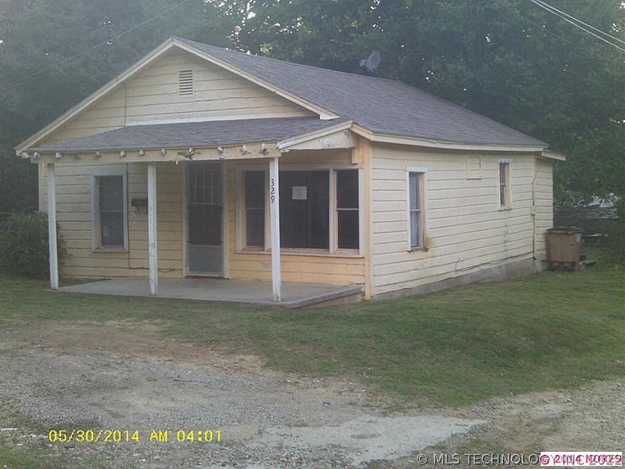 329 1/2 S 6th St, Eufaula, OK 74432 - photo 1