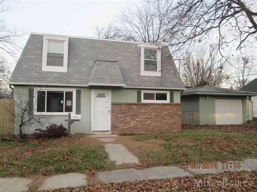 1217 Sanborn St, Port Huron, MI 48060 - photo 1