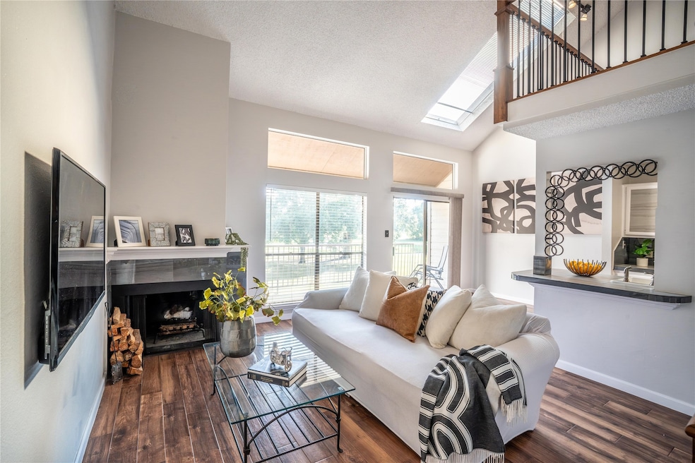 For Rent $1,200/month