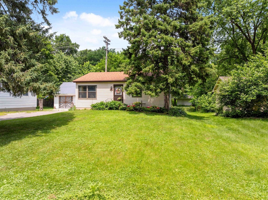 Under Contract $319,900