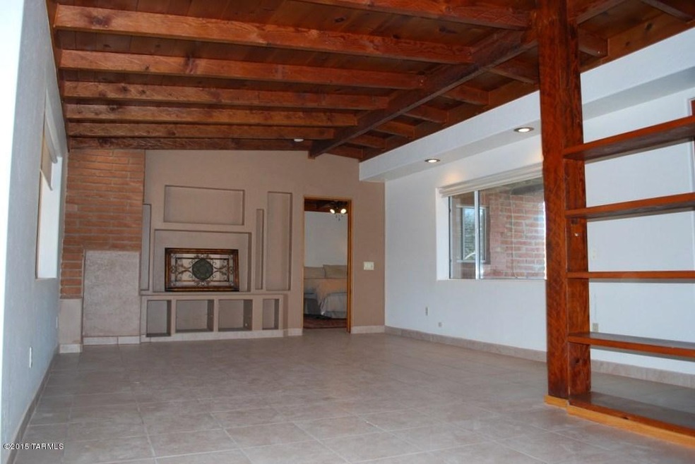 2124 E Kleindale Rd, Tucson, AZ 85719 - photo 1