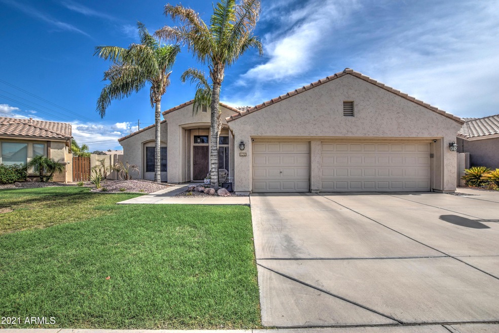 1915 E Campbell Ave, Gilbert, AZ 85234 - photo 1